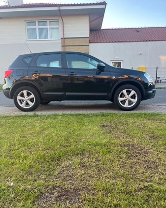 Nissan Qashqai cena 27499 przebieg: 148500, rok produkcji 2010 z Słupsk małe 137